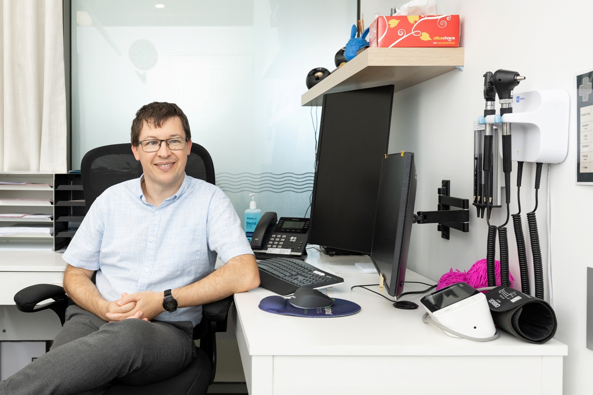 Dr Andy Perry Doctor Andrew Perry Newport Family Doctor Dr Andy Perry<br />
Doctor Andrew Perry Newport Family Doctors